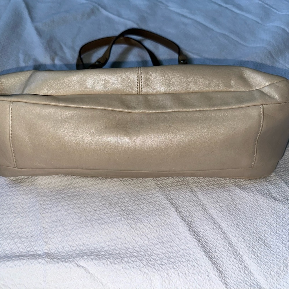 Coach Penelope Ivory Metallic Leather Satchel Tan Trim Shoulder Bag Purse F16529 - Picture 9 of 12